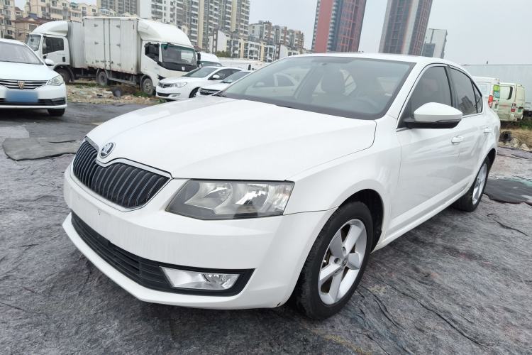 Used Skoda Octavia 2015 1.6L Manual Yijie Edition Guazi used car, China used car export, Used car for sale, Used  cars, Cheapest cars for sale