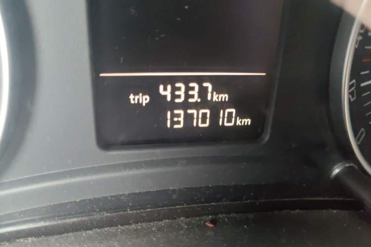 Used Skoda Octavia 2015 Classic Model 1.6L Automatic Yijie Version Odometer Close Up