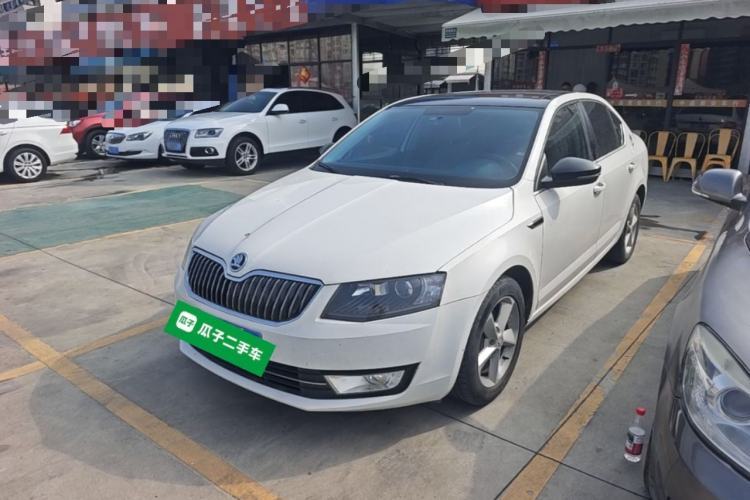 Used Skoda Octavia 2015 1.6L Manual Yijun Edition Guazi used car, China used car export, Used car for sale, Used  cars, Cheapest cars for sale