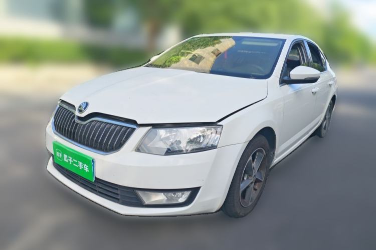 Used Skoda Octavia 2015 1.6L Automatic Yijie Edition Guazi used car, China used car export, Used car for sale, Used  cars, Cheapest cars for sale
