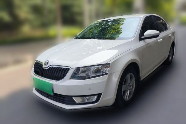 Używany Skoda Octavia 2015 1.6L Manual Eado Edition