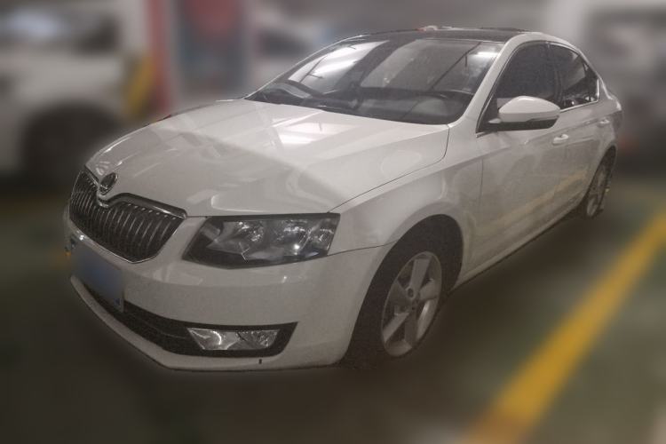 Used Skoda Octavia 2015 1.6L Automatic Yijun Edition Guazi used car, China used car export, Used car for sale, Used cars, Cheapest cars for sale