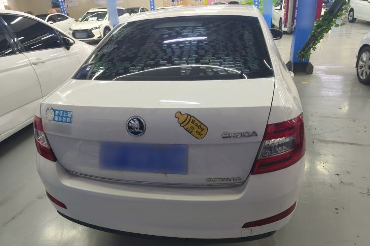Used Skoda Octavia 2015 1.6L Automatic Yijun Edition Rear