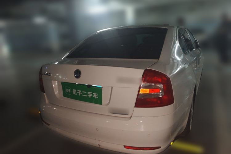 Used Skoda Octavia 2015 Classic Model 1.6L Automatic Yijie Version Rear