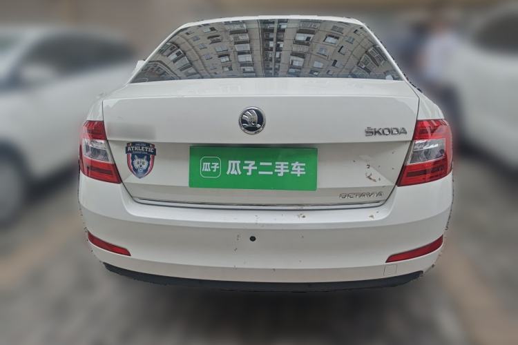 Used Skoda Octavia 2015 1.6L Manual Yijun Edition Rear