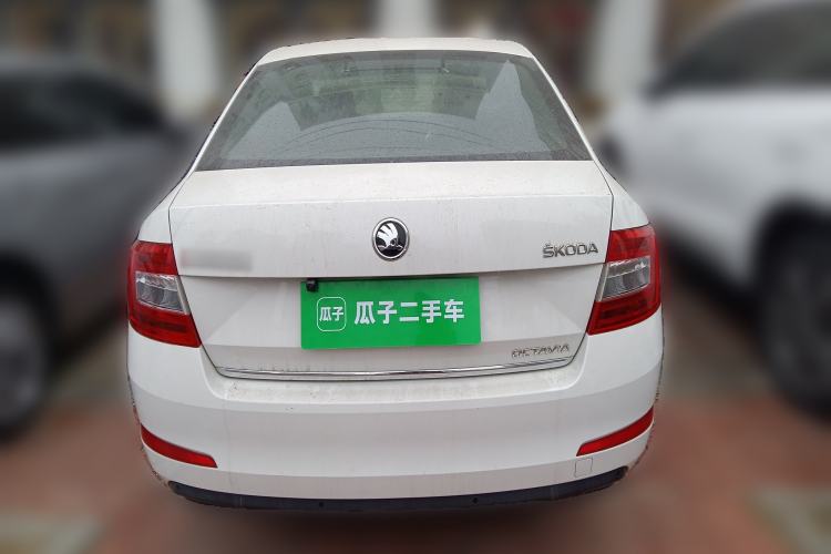 Used Skoda Octavia 2015 1.6L Automatic Yijun Edition Rear
