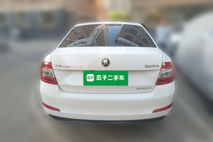 Used Skoda Octavia 2015 1.6L Manual Yijie Edition Rear