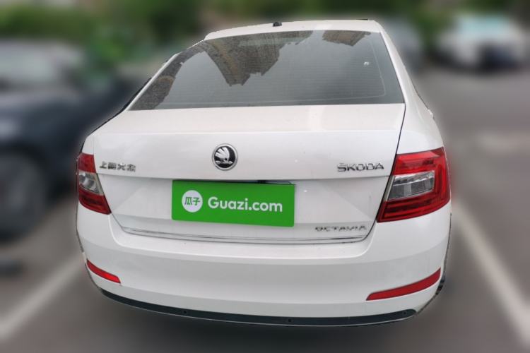 Used Skoda Octavia 2015 1.6L Automatic Yijun Edition Rear