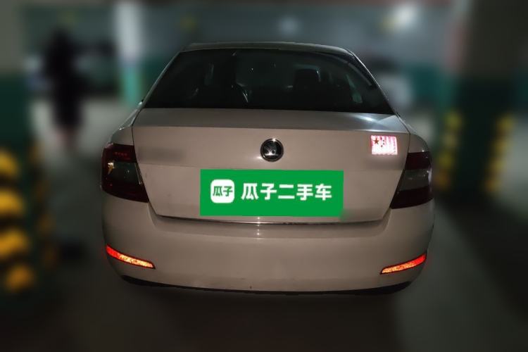 Used Skoda Octavia 2015 1.6L Automatic Yijun Edition Rear