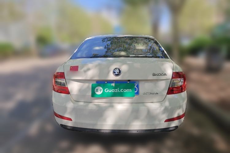 Used Skoda Octavia 2015 1.6L Manual Yijie Edition Rear