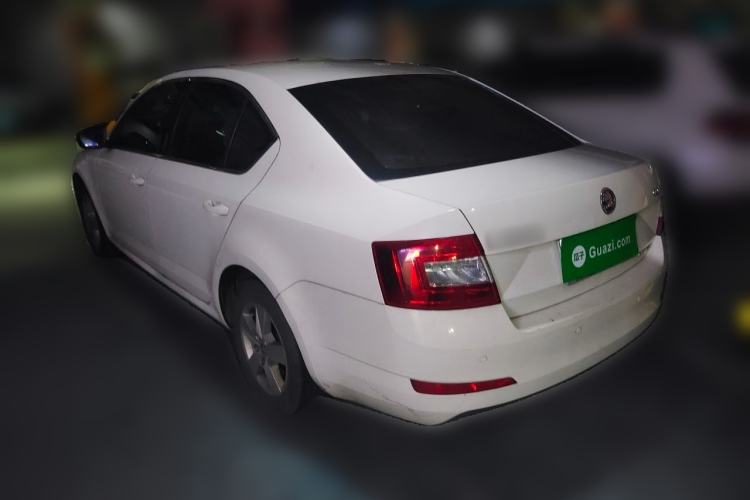 Used Skoda Octavia 2015 1.6L Automatic Eado Edition Rear Left 45 Deg