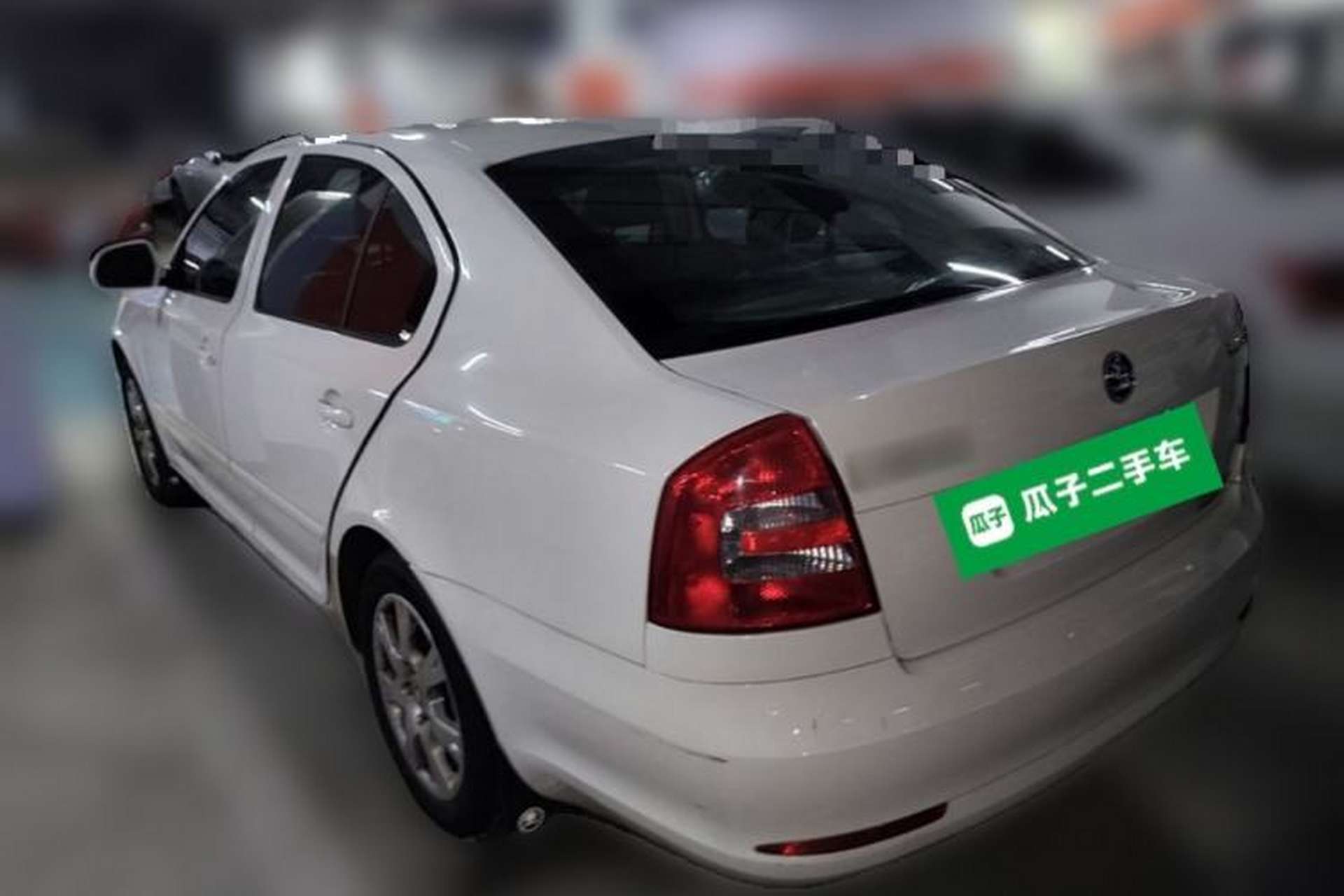 Used Skoda Octavia 2015 Classic Model 1.6L Manual Eado Version Rear Left 45 Deg