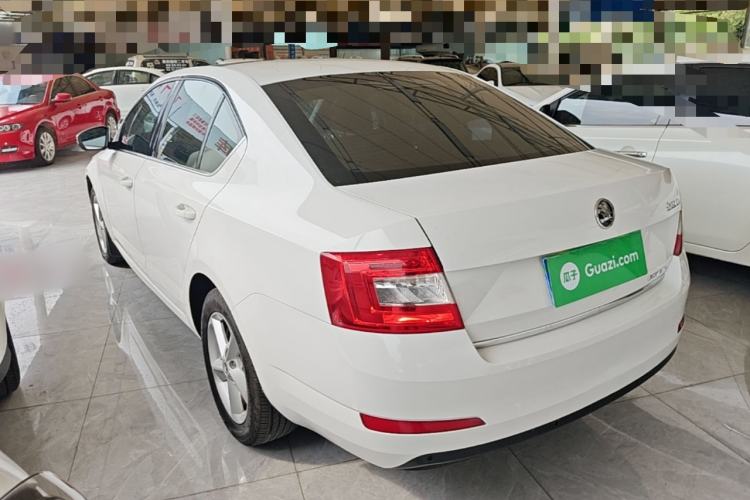 Used Skoda Octavia 2015 1.6L Automatic Yijun Edition Rear Left 45 Deg