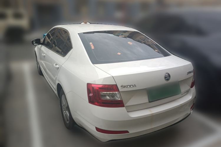 Used Skoda Octavia 2015 1.6L Automatic Eado Edition Rear Left 45 Deg