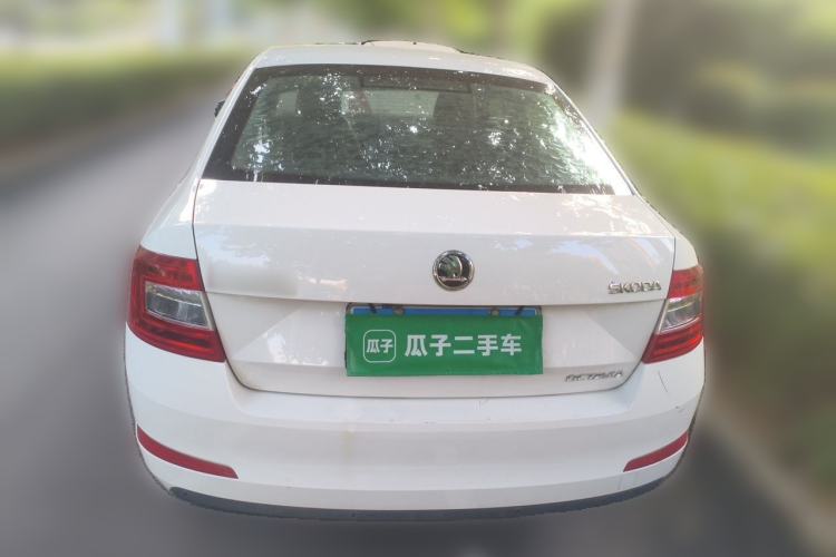Used Skoda Octavia 2015 1.6L Automatic Yijie Edition Rear