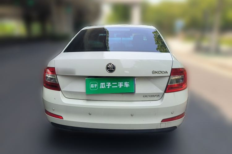 Used Skoda Octavia 2015 1.6L Manual Eado Edition Rear