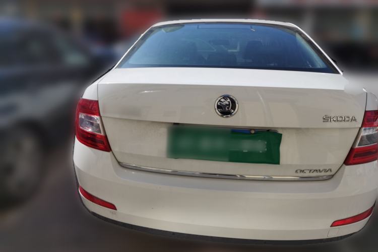 Used Skoda Octavia 2015 1.6L Automatic Yijun Edition Rear