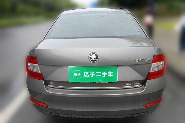 Used Skoda Octavia 2015 1.4TSI DSG Yijun Edition Rear