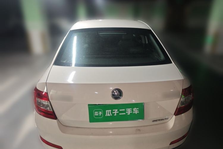 Used Skoda Octavia 2015 1.6L Automatic Yijie Edition Rear