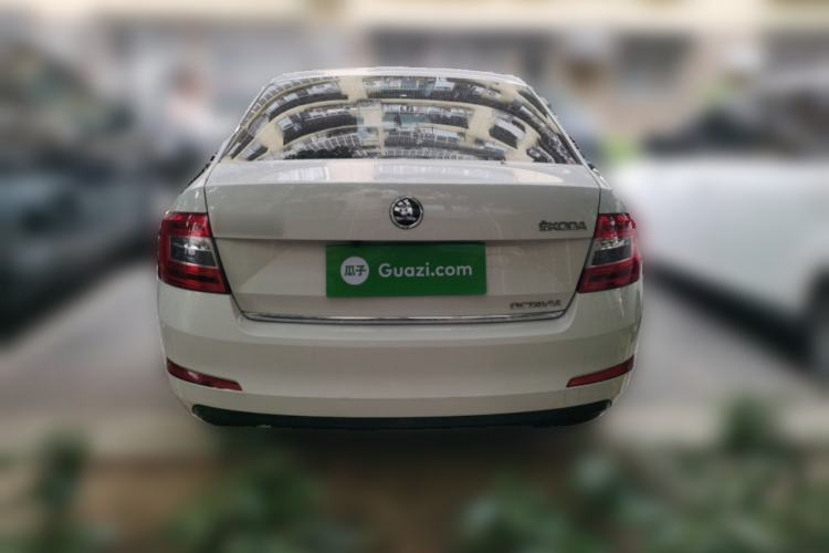 Used Skoda Octavia 2015 1.6L Automatic Yijun Edition Rear