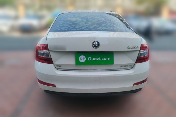 Used Skoda Octavia 2015 1.4TSI DSG Yijun Edition Rear