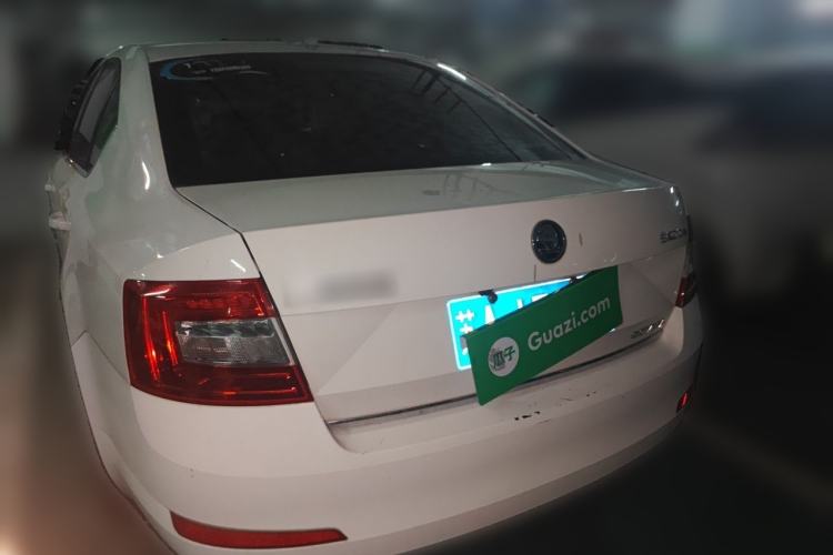 Used Skoda Octavia 2015 1.6L Automatic Yijun Edition Rear