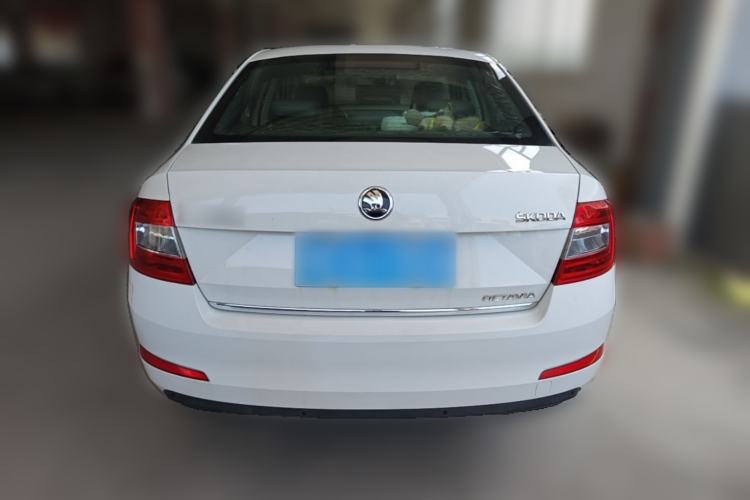 Used Skoda Octavia 2015 1.6L Automatic Yijun Edition Rear