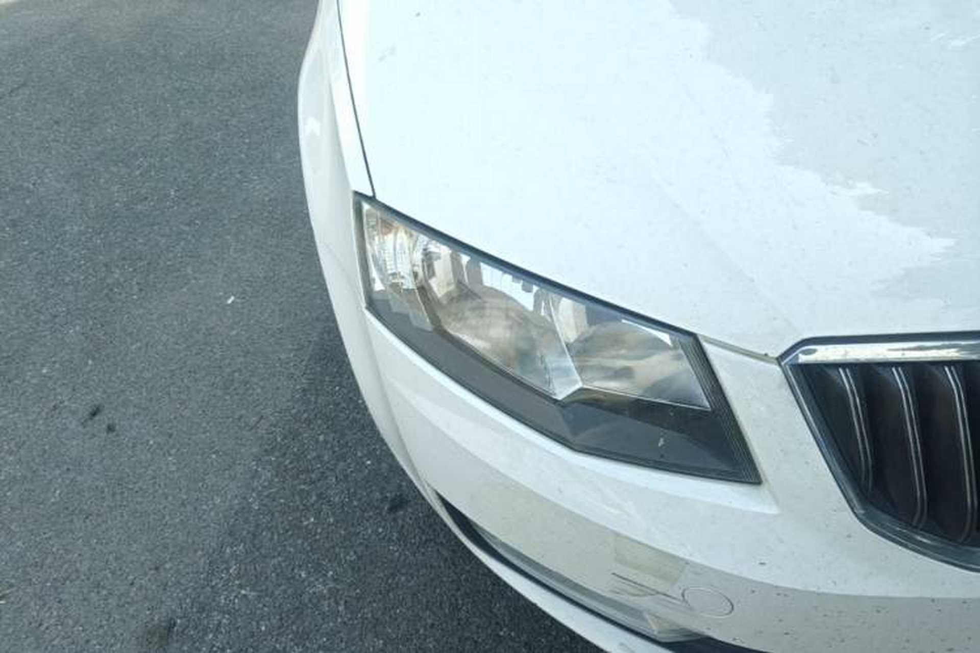 Used Skoda Octavia 2015 1.6L Automatic Yijie Edition Right Front Headlight