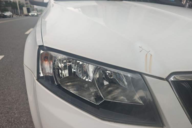 Used Skoda Octavia 2015 1.6L Automatic Eado Edition Right Front Headlight