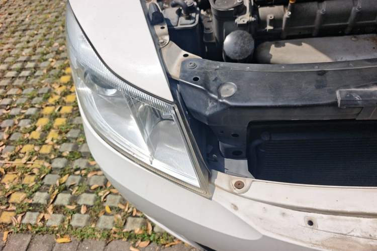 Used Skoda Octavia 2015 Classic Model 1.6L Automatic Yijie Version Right Front Headlight