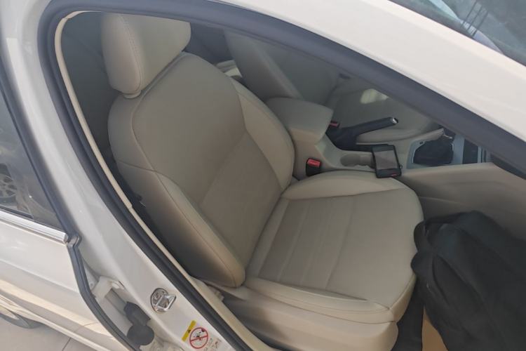 Used Skoda Octavia 2015 1.6L Automatic Yijie Edition Right Front Seat