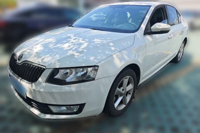 Używany Skoda Octavia 2015 1.6L Automatic Yijie Edition