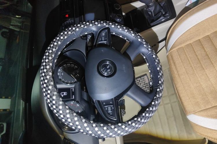 Used Skoda Octavia 2015 1.6L Manual Yijun Edition Steering Wheel