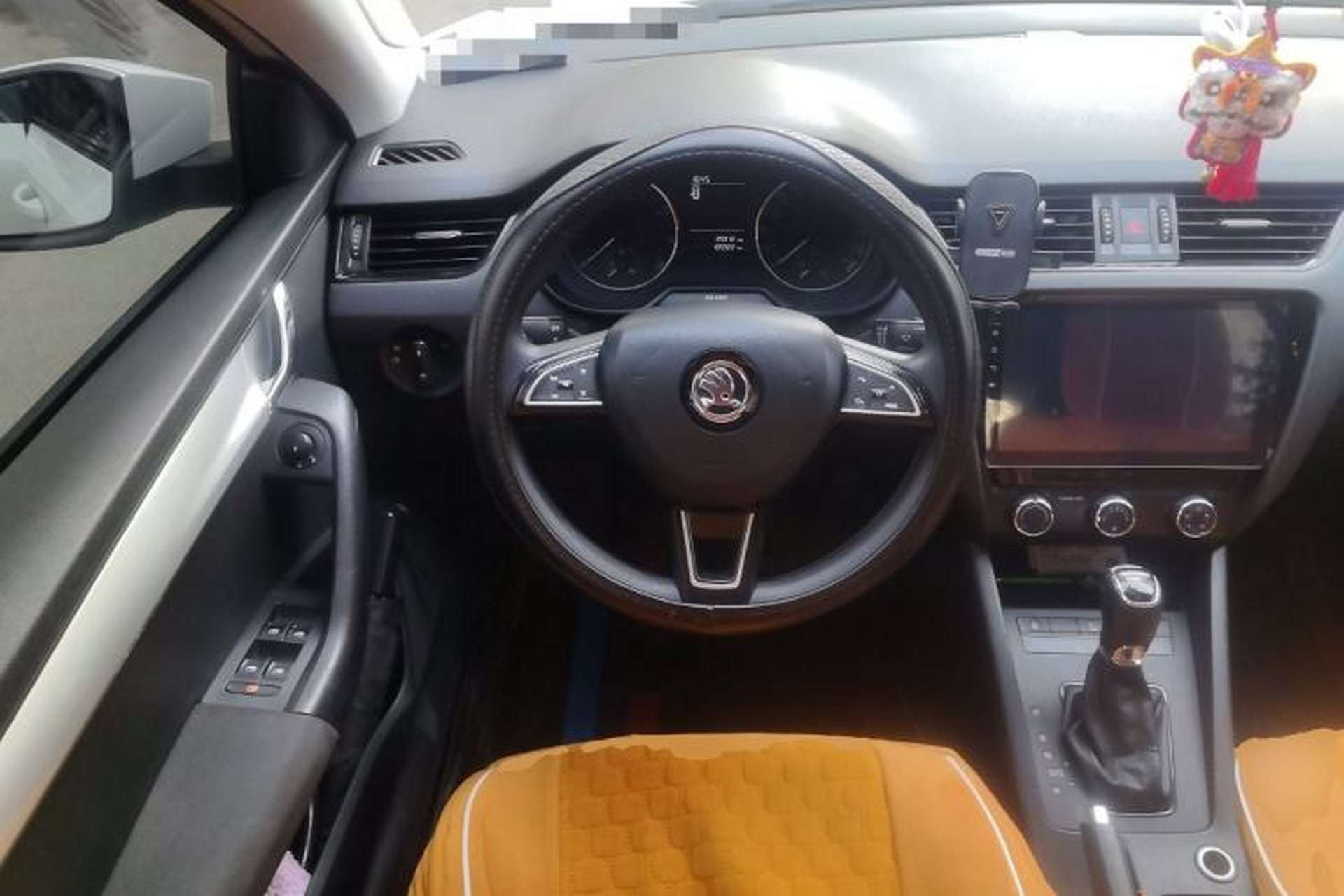Used Skoda Octavia 2015 1.6L Automatic Yijie Edition Steering Wheel