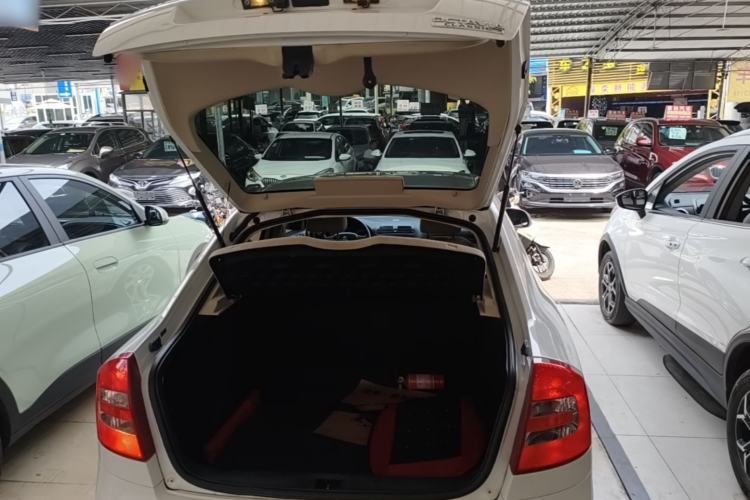 Used Skoda Octavia 2015 Classic Model 1.6L Automatic Yijie Version Trunk