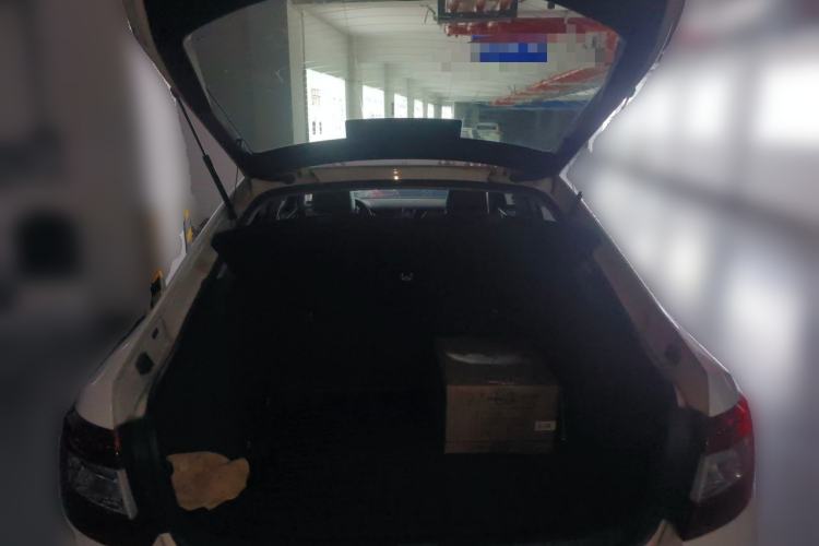 Used Skoda Octavia 2015 1.6L Manual Yijie Edition Trunk