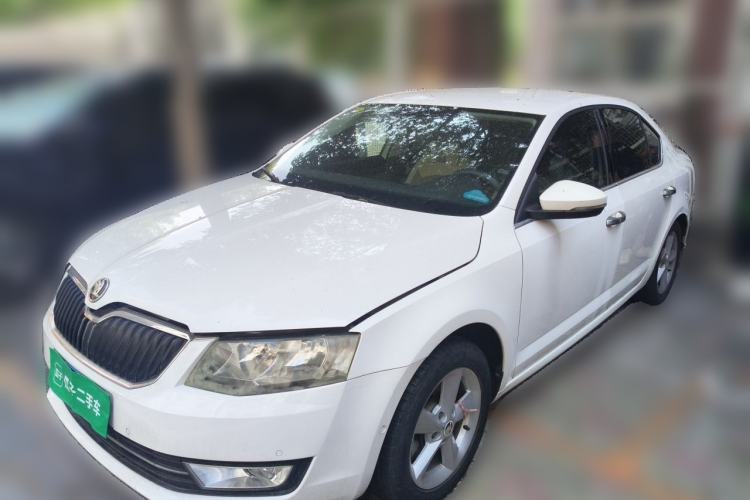 Used Skoda Octavia 2015 1.6L Automatic Yijie Edition Guazi used car, China used car export, Used car for sale, Used cars, Cheapest cars for sale