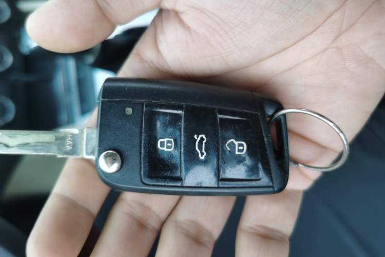 Used Skoda Octavia 2015 1.6L Automatic Yijun Edition Vehicle Key