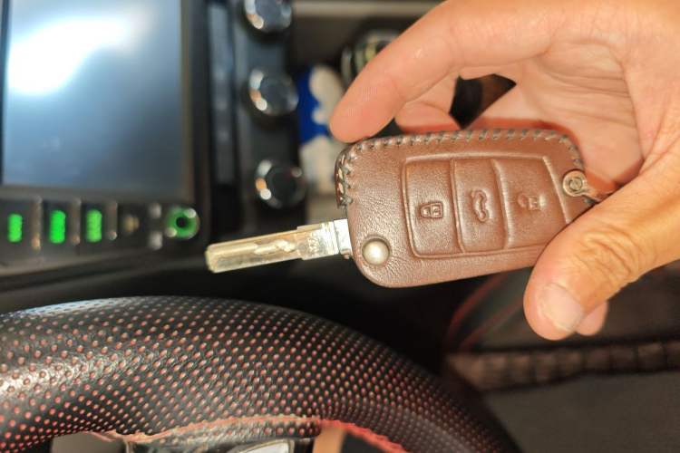 Used Skoda Octavia 2015 1.6L Automatic Yijun Edition Vehicle Key