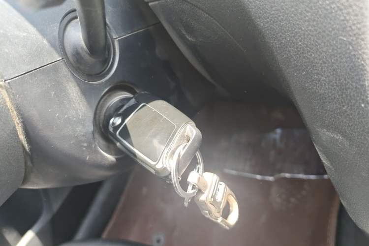 Used Skoda Octavia 2015 1.6L Manual Yijun Edition Vehicle Key