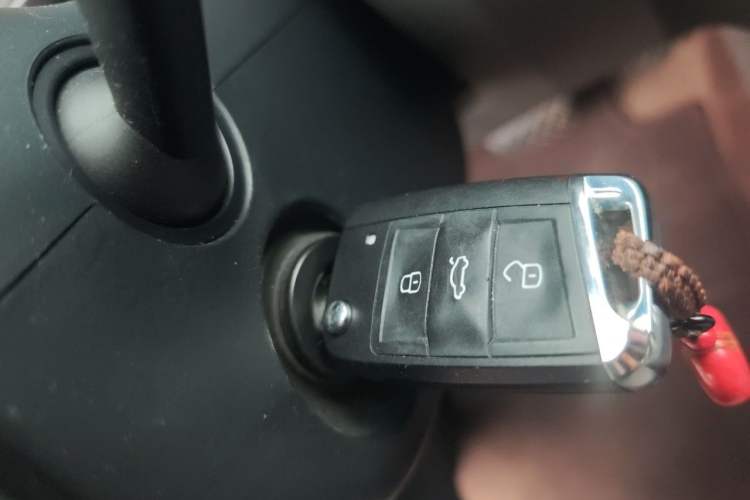 Used Skoda Octavia 2015 1.6L Automatic Yijie Edition Vehicle Key