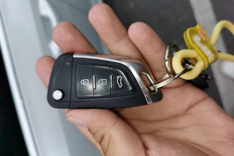 Used Skoda Octavia 2015 1.6L Automatic Yijun Edition Vehicle Key
