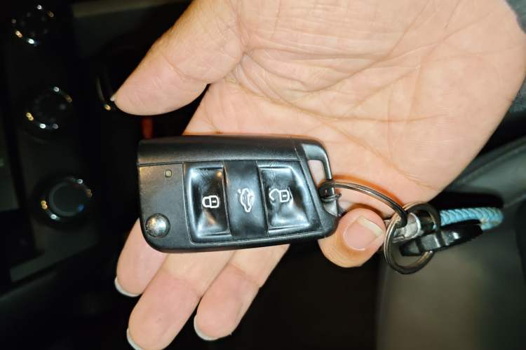 Used Skoda Octavia 2015 1.6L Automatic Yijun Edition Vehicle Key