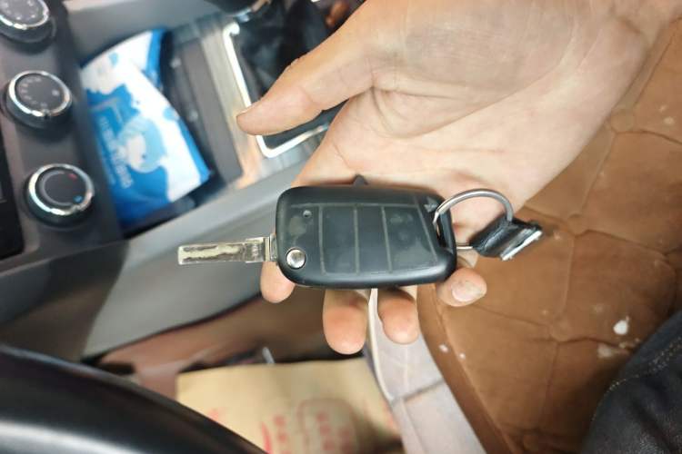 Used Skoda Octavia 2015 1.6L Manual Yijun Edition Vehicle Key