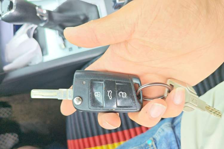 Used Skoda Octavia 2015 1.6L Automatic Yijie Edition Vehicle Key
