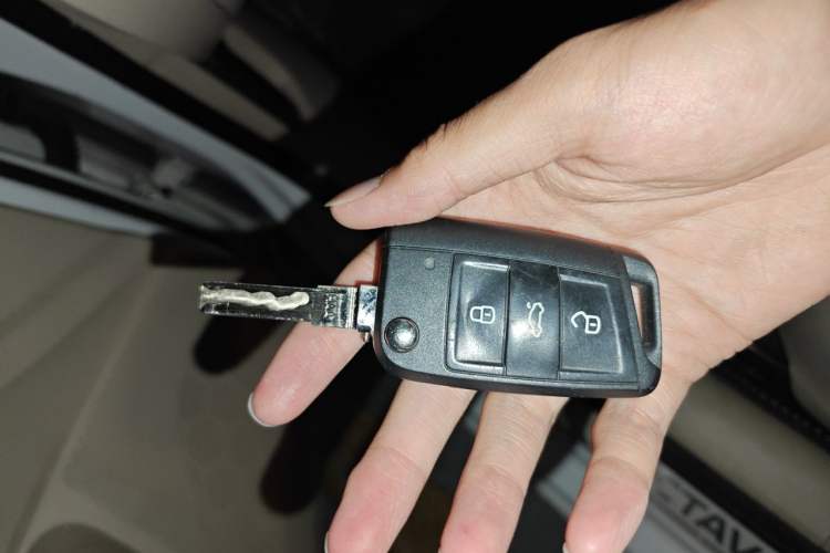 Used Skoda Octavia 2015 1.6L Automatic Yijie Edition Vehicle Key