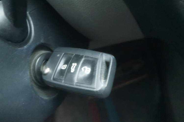 Used Skoda Octavia 2015 1.6L Automatic Yijie Edition Vehicle Key