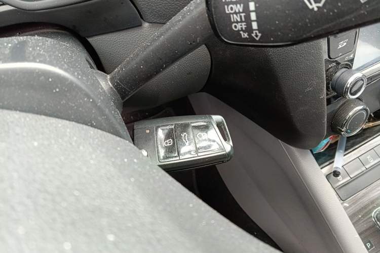Used Skoda Octavia 2015 1.4TSI DSG Yijun Edition Vehicle Key