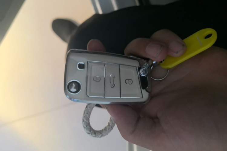 Used Skoda Octavia 2015 1.6L Automatic Yijun Edition Vehicle Key