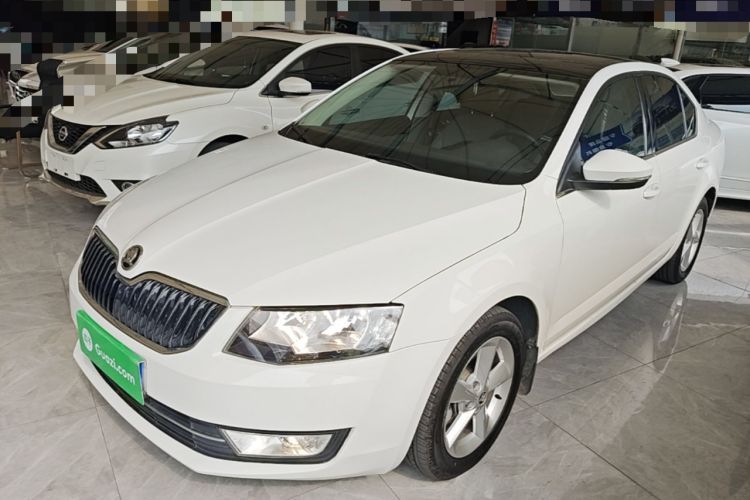Used Skoda Octavia 2015 1.6L Automatic Yijun Edition Guazi used car, China used car export, Used car for sale, Used  cars, Cheapest cars for sale